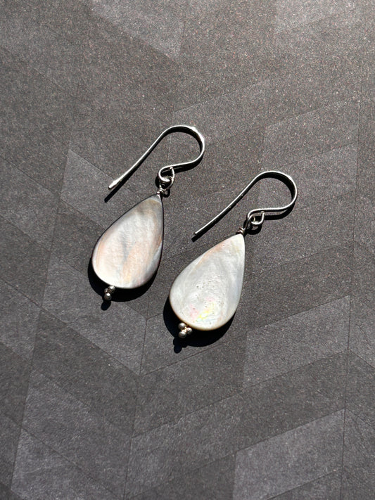 Mother-of-Pearl teardrop earrings