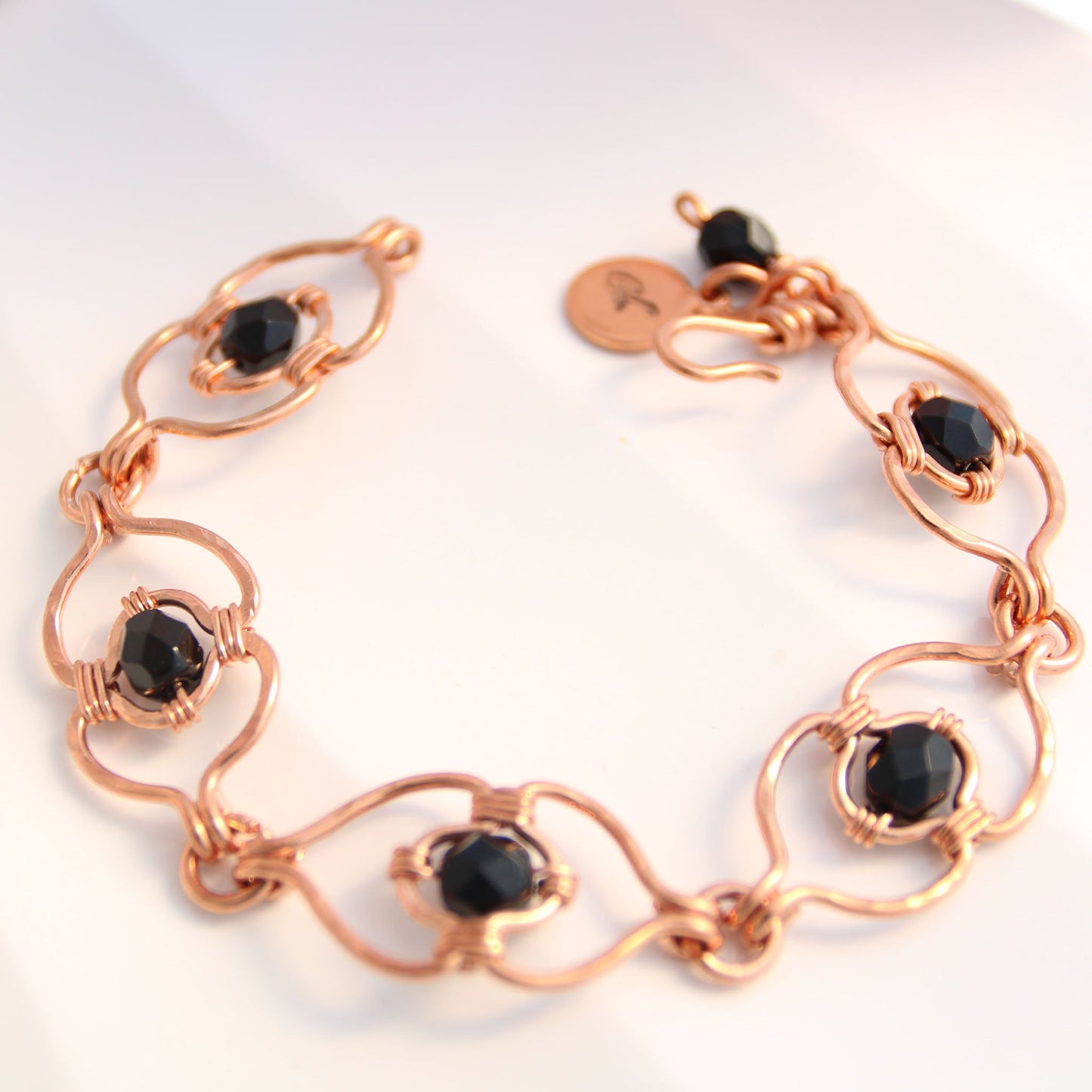 Handmade copper link bracelet with black Czech beads - Medieval style jewelry