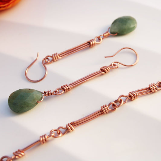 Handcrafted Copper Earrings with Faceted Aventurine Drops – Earthy and Elegant Design